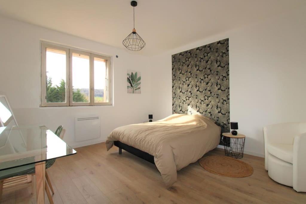 Joli Appartement Au Calme Lay-Saint-Christophe Exterior foto